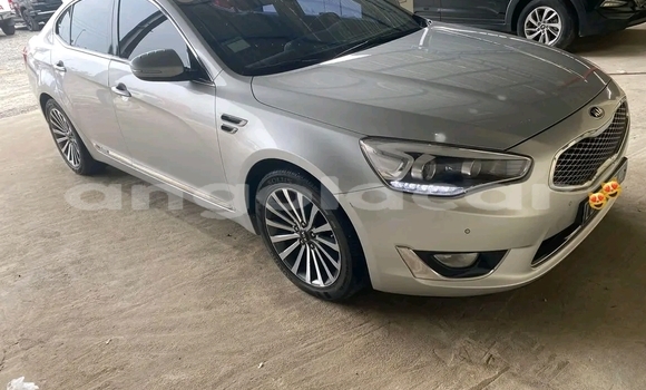 Acheter Occasion Voiture Kia K7 Autre à Luena, Moxico Acheter Occasion Voiture Kia K7 Autre à Luena, Moxico