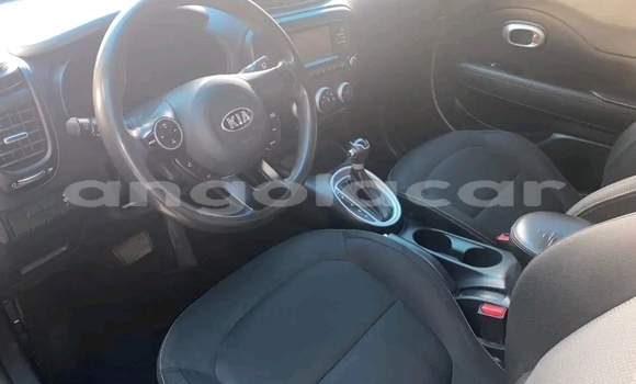 Buy Used Kia Soul White Car in Luena in Moxico Buy Used Kia Soul White Car in Luena in Moxico