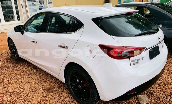 Comprar Usado Mazda CX-3 Branco Carro em Luena em Moxico Comprar Usado Mazda CX-3 Branco Carro em Luena em Moxico