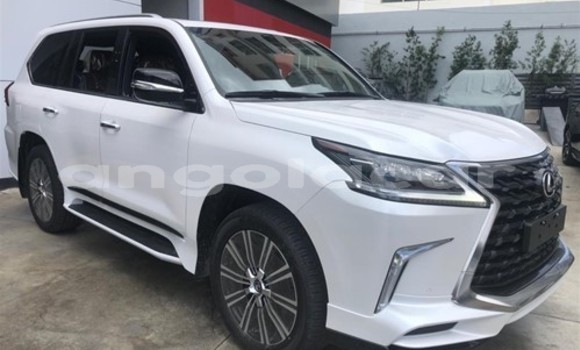 Comprar Usado Lexus LX 570 Branco Carro em Luanda em Luanda Province