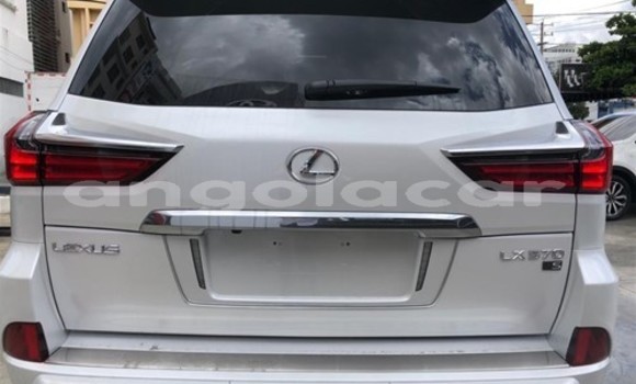 Acheter Occasion Voiture Lexus LX 570 Blanc à Luanda, Province de Luanda Acheter Occasion Voiture Lexus LX 570 Blanc à Luanda, Province de Luanda