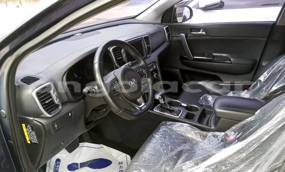 Comprar Usado Kia Sportage Azul Carro em Luanda em Luanda Province Comprar Usado Kia Sportage Azul Carro em Luanda em Luanda Province