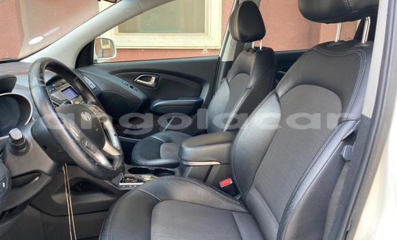 Comprar Usado Hyundai Tucson Branco Carro em Lubango em Huila Province Comprar Usado Hyundai Tucson Branco Carro em Lubango em Huila Province