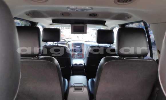 Buy Used Ford Explorer Silver Car in Luanda in Luanda Province Buy Used Ford Explorer Silver Car in Luanda in Luanda Province