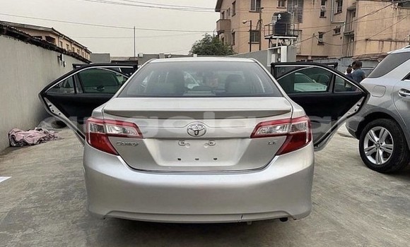 Acheter Occasion Voiture Toyota Camry Gris à Luanda, Province de Luanda Acheter Occasion Voiture Toyota Camry Gris à Luanda, Province de Luanda