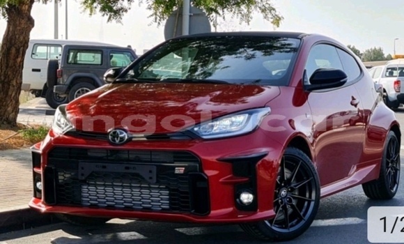 Buy Used Toyota Yaris Red Car in Luena in Moxico