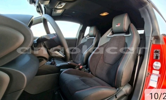 Comprar Usado Toyota Yaris Vermelho Carro em Luena em Moxico Comprar Usado Toyota Yaris Vermelho Carro em Luena em Moxico