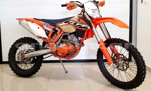 Acheter Occasion Moto KTM 350 Autre à Luanda, Province de Luanda