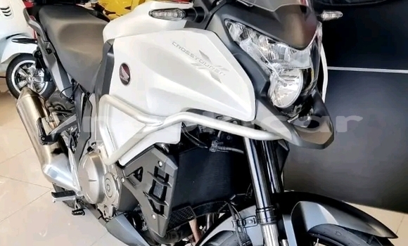 Buy Used Honda Crosstourer White Bike in Luanda in Luanda Province Buy Used Honda Crosstourer White Bike in Luanda in Luanda Province