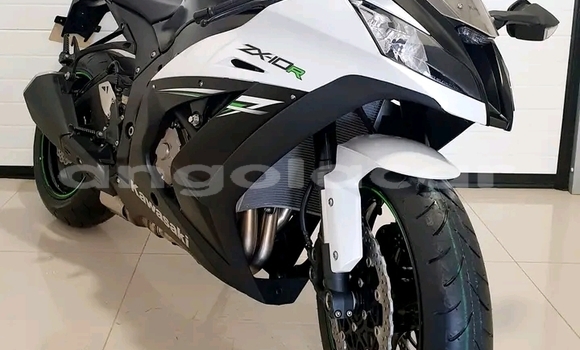 Acheter Neuf Moto Suzuki X3 Blanc à Luanda, Province de Luanda