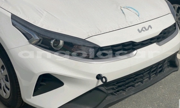 Buy Used Kia Cerato White Car in Luena in Moxico Buy Used Kia Cerato White Car in Luena in Moxico