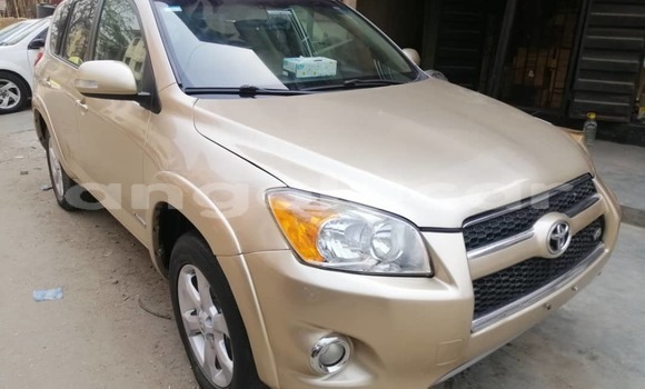 Comprar Usado Toyota RAV4 Prata Carro em Luanda em Luanda Province Comprar Usado Toyota RAV4 Prata Carro em Luanda em Luanda Province