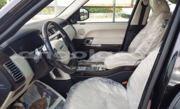 Buy Used Land Rover Range Rover Black Car in Luanda in Luanda Province Buy Used Land Rover Range Rover Black Car in Luanda in Luanda Province