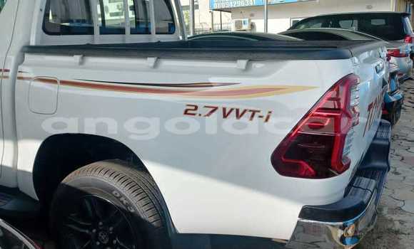 Comprar Usado Toyota Hilux Branco Carro em Luanda em Luanda Province Comprar Usado Toyota Hilux Branco Carro em Luanda em Luanda Province