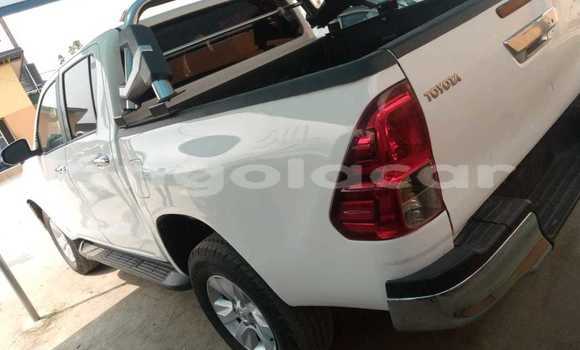 Comprar Usado Toyota Hilux Branco Carro em Luanda em Luanda Province Comprar Usado Toyota Hilux Branco Carro em Luanda em Luanda Province