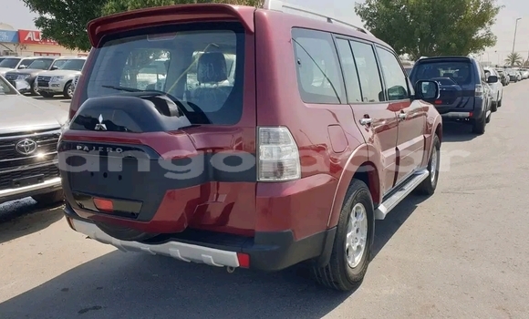Acheter Occasion Voiture Mitsubishi Pajero Rouge à Luanda, Province de Luanda Acheter Occasion Voiture Mitsubishi Pajero Rouge à Luanda, Province de Luanda