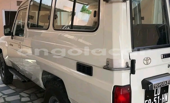 Comprar Usado Toyota Land Cruiser Branco Carro em Luanda em Luanda Province Comprar Usado Toyota Land Cruiser Branco Carro em Luanda em Luanda Province
