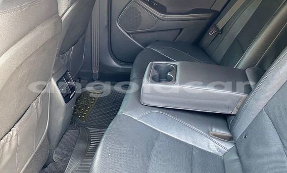 Comprar Usado Kia K5 Azul Carro em Luanda em Luanda Province Comprar Usado Kia K5 Azul Carro em Luanda em Luanda Province