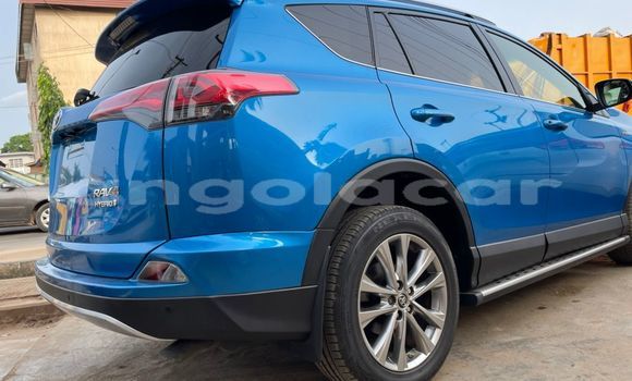 Comprar Usado Toyota RAV4 Azul Carro em Luanda em Luanda Province Comprar Usado Toyota RAV4 Azul Carro em Luanda em Luanda Province