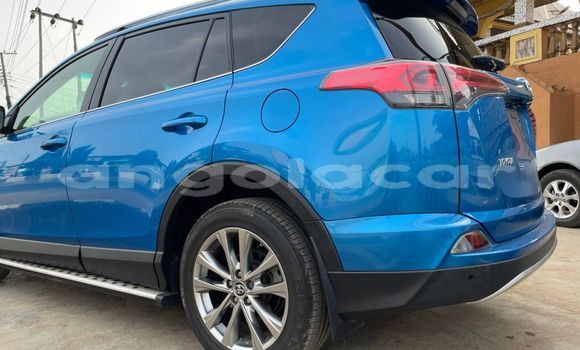Comprar Usado Toyota RAV4 Azul Carro em Luanda em Luanda Province Comprar Usado Toyota RAV4 Azul Carro em Luanda em Luanda Province