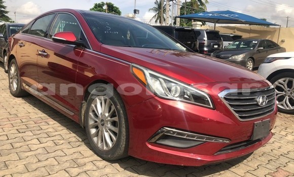 Acheter Occasion Voiture Hyundai Sonata Rouge à Luanda, Province de Luanda Acheter Occasion Voiture Hyundai Sonata Rouge à Luanda, Province de Luanda