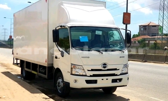 Acheter Occasion Voiture Mitsubishi eK Blanc à Luanda, Province de Luanda Acheter Occasion Voiture Mitsubishi eK Blanc à Luanda, Province de Luanda