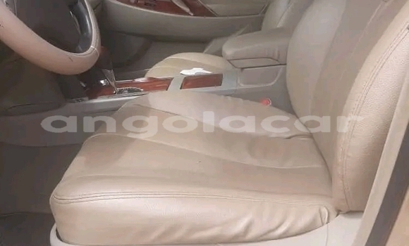 Comprar Usado Toyota Camry Marrom Carro em Luena em Moxico Comprar Usado Toyota Camry Marrom Carro em Luena em Moxico