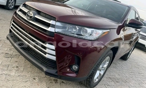 Comprar Usado Toyota Highlander Outro Carro em Luena em Moxico Comprar Usado Toyota Highlander Outro Carro em Luena em Moxico