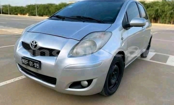 Acheter Occasion Voiture Toyota Yaris Gris à Luanda, Province de Luanda Acheter Occasion Voiture Toyota Yaris Gris à Luanda, Province de Luanda