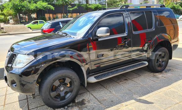 Comprar Usado Nissan Pathfinder Preto Carro em Luanda em Luanda Province