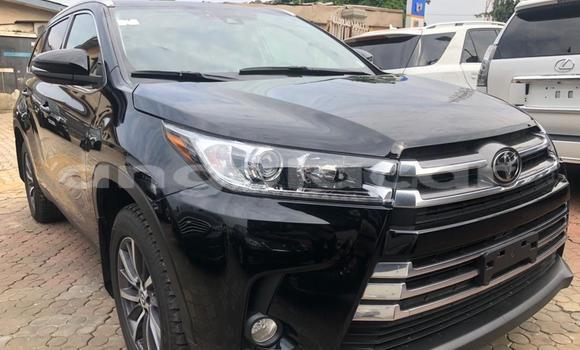 Comprar Usado Toyota Highlander Preto Carro em Luanda em Luanda Province