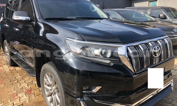 Acheter Occasion Voiture Toyota Land Cruiser Prado Noir à Lobito, Benguela Acheter Occasion Voiture Toyota Land Cruiser Prado Noir à Lobito, Benguela