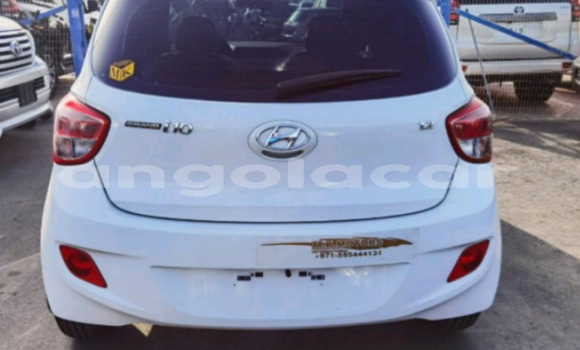 Comprar Usado Hyundai i10 Branco Carro em Luena em Moxico Comprar Usado Hyundai i10 Branco Carro em Luena em Moxico