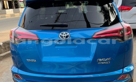 Buy Used Toyota RAV4 Blue Car in Luanda in Luanda Province