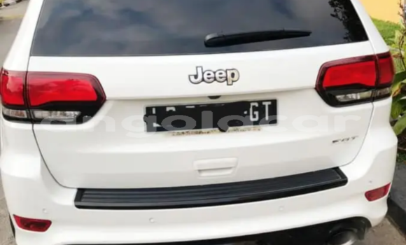 Buy Used Jeep Grand Cherokee White Car in Luena in Moxico Buy Used Jeep Grand Cherokee White Car in Luena in Moxico