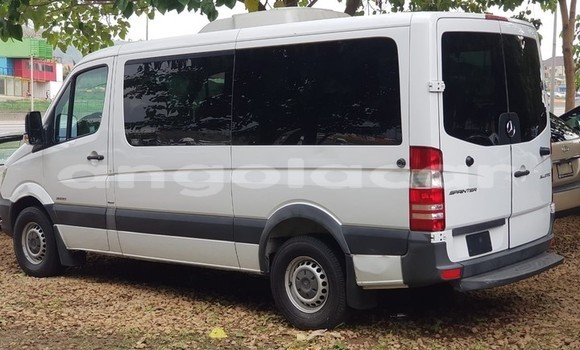 Acheter Occasion Voiture Mercedes-Benz 190–Series Blanc à Luanda, Province de Luanda Acheter Occasion Voiture Mercedes-Benz 190–Series Blanc à Luanda, Province de Luanda