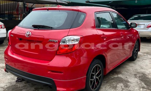 Comprar Usado Toyota Matrix Vermelho Carro em Luanda em Luanda Province Comprar Usado Toyota Matrix Vermelho Carro em Luanda em Luanda Province