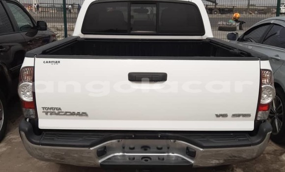 Comprar Usado Toyota Tacoma Branco Carro em Luanda em Luanda Province Comprar Usado Toyota Tacoma Branco Carro em Luanda em Luanda Province