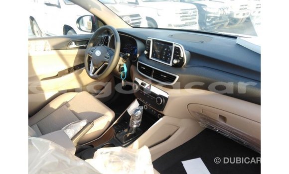 Comprar Importar Hyundai Tucson Vermelho Carro em Import - Dubai em Bengo Province Comprar Importar Hyundai Tucson Vermelho Carro em Import - Dubai em Bengo Province