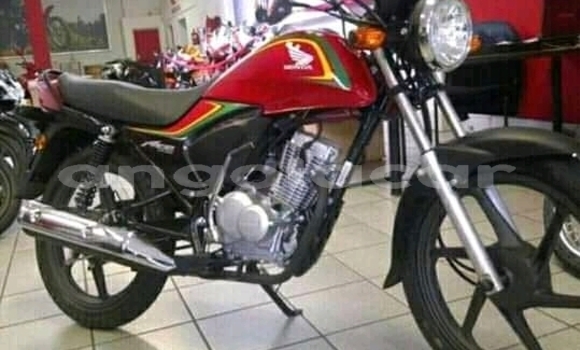 Comprar Novo Honda ACE CB 125 Outro Moto em Luanda em Luanda Province