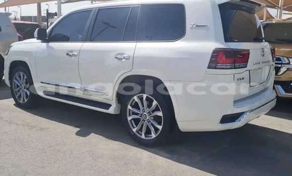 Comprar Usado Toyota Land Cruiser Branco Carro em Luanda em Luanda Province Comprar Usado Toyota Land Cruiser Branco Carro em Luanda em Luanda Province