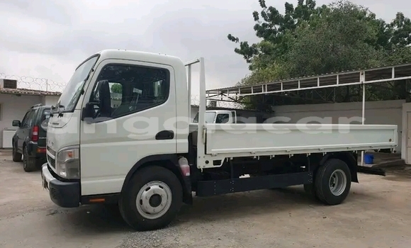 Acheter Occasion Voiture Mitsubishi FTO Blanc à Luanda, Province de Luanda Acheter Occasion Voiture Mitsubishi FTO Blanc à Luanda, Province de Luanda