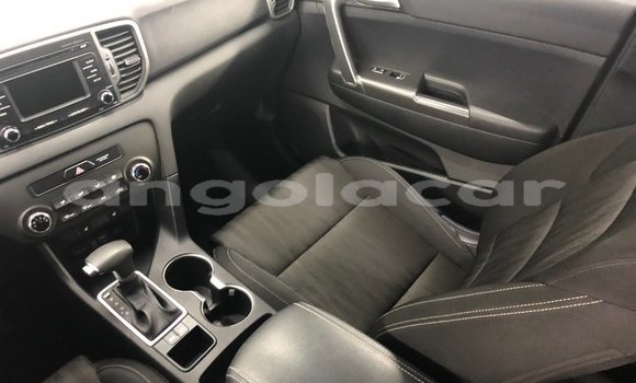 Buy Used Kia Sportage Silver Car in Luanda in Luanda Province Buy Used Kia Sportage Silver Car in Luanda in Luanda Province