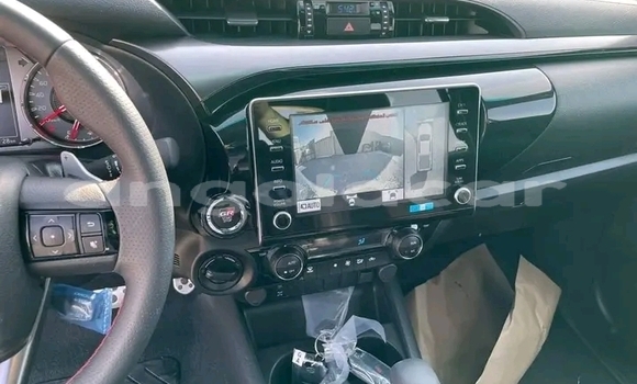 Acheter Occasion Voiture Toyota Hiluxe Revo Blanc à Luanda, Province de Luanda Acheter Occasion Voiture Toyota Hiluxe Revo Blanc à Luanda, Province de Luanda