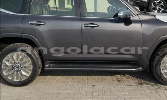 Comprar Usado Toyota Land Cruiser Outro Carro em Luena em Moxico