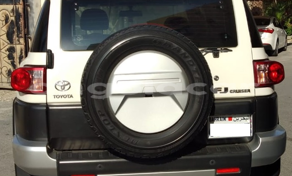 Acheter Occasion Voiture Toyota FJ Cruiser Blanc à Lobito, Benguela Acheter Occasion Voiture Toyota FJ Cruiser Blanc à Lobito, Benguela