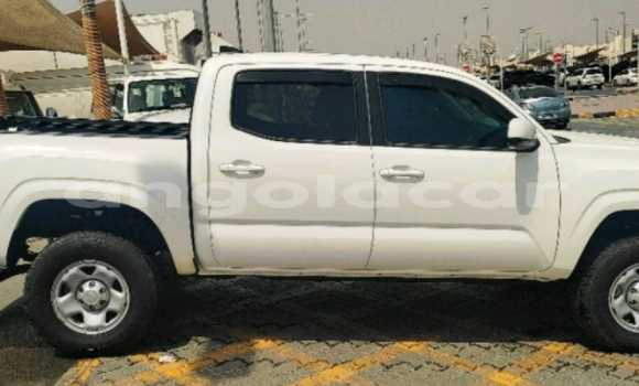 Acheter Occasion Voiture Toyota Tacoma Blanc à Luena, Moxico Acheter Occasion Voiture Toyota Tacoma Blanc à Luena, Moxico