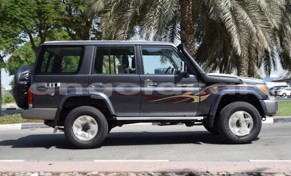 Comprar Usado Toyota Land Cruiser Outro Carro em Luena em Moxico Comprar Usado Toyota Land Cruiser Outro Carro em Luena em Moxico