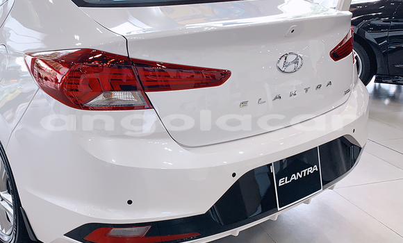 Comprar Novo Hyundai Elantra Branco Carro em Luena em Moxico Comprar Novo Hyundai Elantra Branco Carro em Luena em Moxico