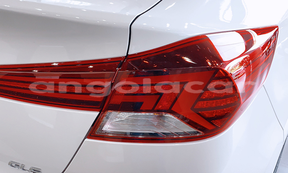 Comprar Novo Hyundai Elantra Branco Carro em Luena em Moxico Comprar Novo Hyundai Elantra Branco Carro em Luena em Moxico